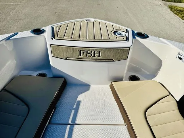 Slide: The Image of Yamaha 255 FSH Sport E 2024 - 16