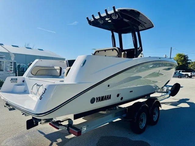 Slide: The Image of Yamaha 255 FSH Sport E 2024 - 18