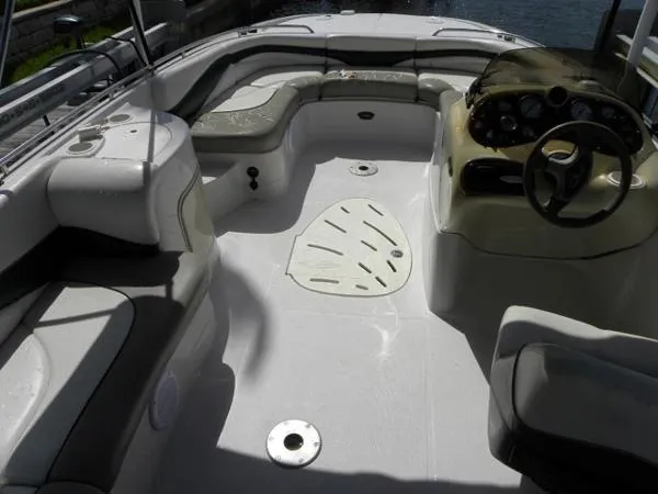 Slide: The Image of Tahoe 202 Deck Boat 2003 - 4