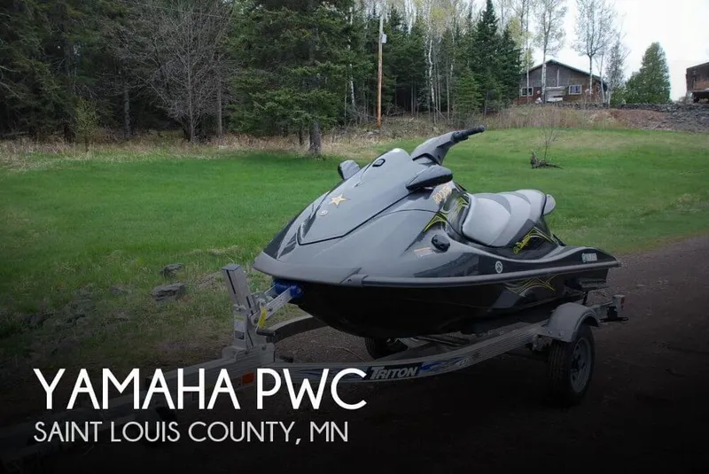 Slide: The Image of Yamaha Waverunner VX Deluxe 2014 - 0