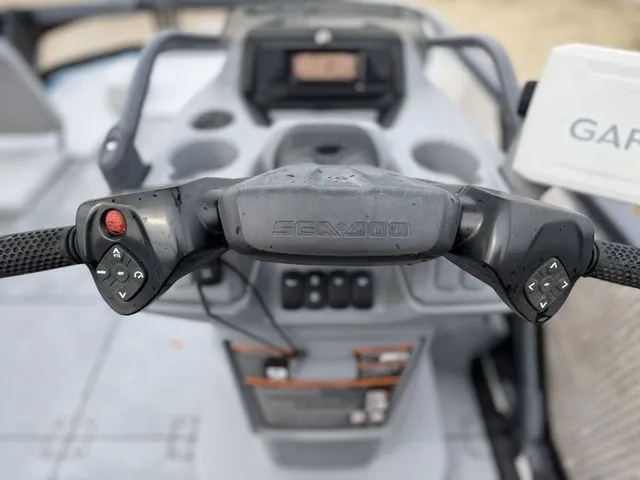 Slide: The Image of Sea-Doo Switch Sport 21 2023 - 18