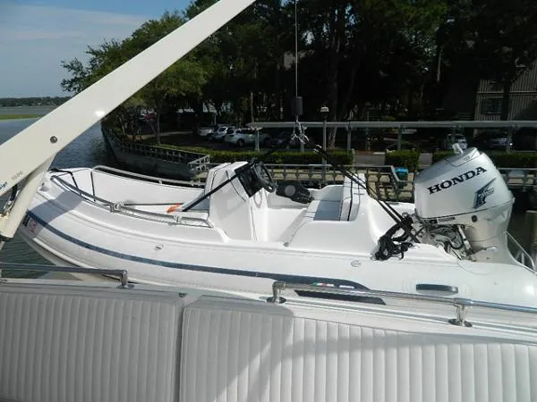 Slide: The Image of Hatteras Flybridge 1988 - 11