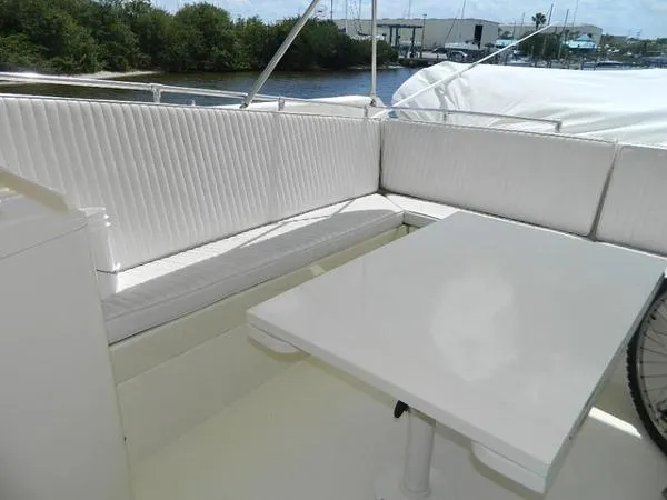 Slide: The Image of Hatteras Flybridge 1988 - 9