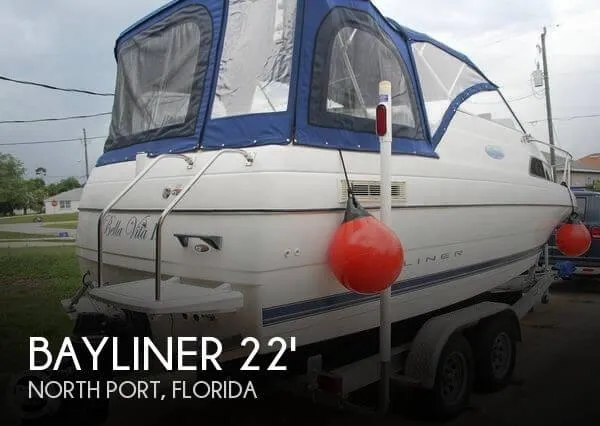 Slide: The Image of Bayliner 222 EC Classic Cruiser 2004 - 0