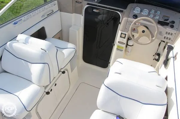 Slide: The Image of Bayliner 222 EC Classic Cruiser 2004 - 4