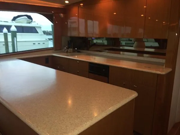 Slide: The Image of Viking 65 Enclosed Bridge 2000 - 7