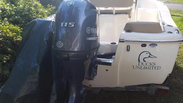Slide: The Image of Scout 195 SPORTFISH 2015 - 4