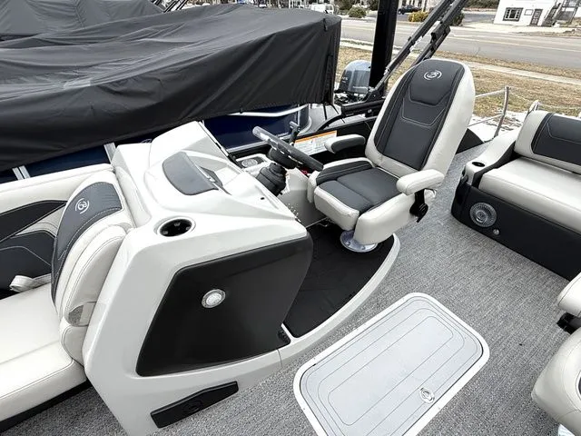 Slide: The Image of Barletta Cabrio 24UC 2026 - 11