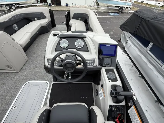 Slide: The Image of Barletta Cabrio 24UC 2026 - 13