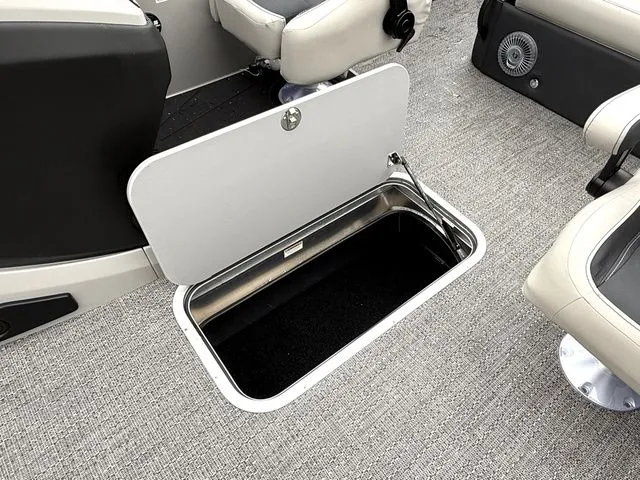 Slide: The Image of Barletta Cabrio 24UC 2026 - 16