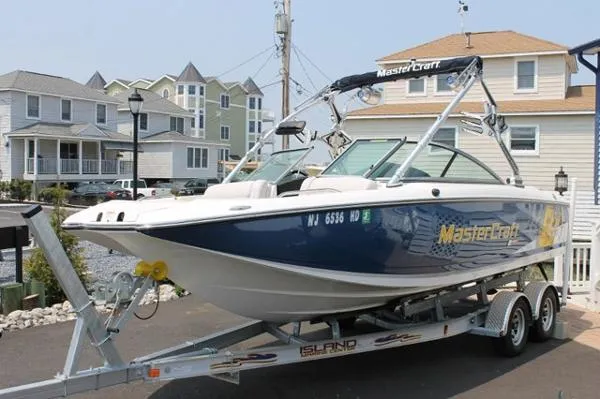 Slide: The Image of Mastercraft X-25 2010 - 0