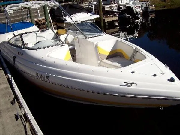 Slide: The Image of Mariah 25 SX 2011 - 2