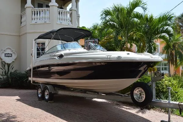 Slide: The Image of Sea Ray 240 Sundeck 2007 - 0