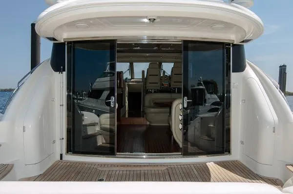Slide: The Image of Sea Ray 680 Sun Sport 2004 - 10
