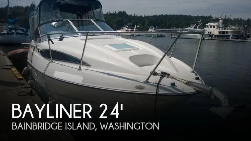 Slide: The Image of Bayliner 245 SB Cruiser 2004 - 0