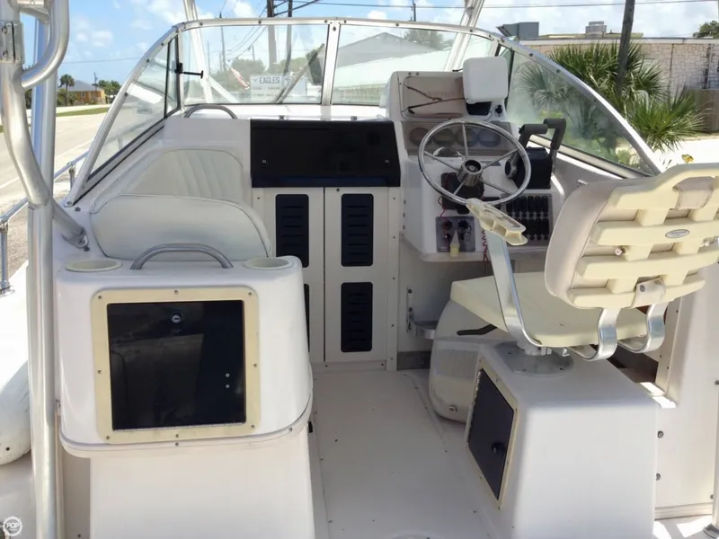 Slide: The Image of Grady-White 268 Islander 1995 - 2
