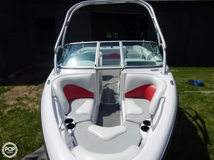 Slide: The Image of Correct Craft Sport Nautique SV211 LE 2005 - 9
