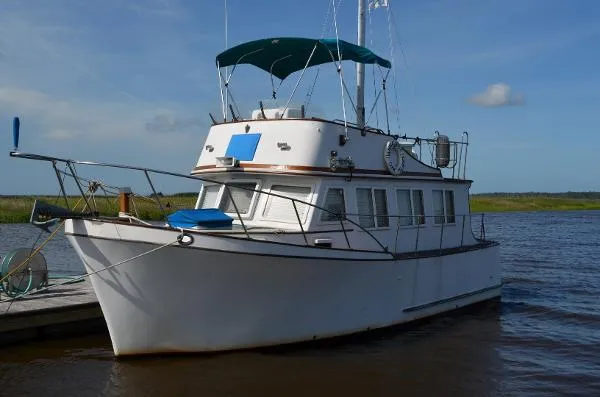 Slide: The Image of Marine Trader 32 Sedan Trawler 1979 - 0