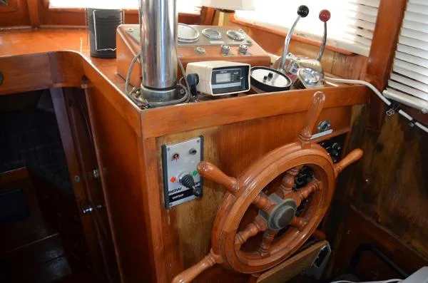 Slide: The Image of Marine Trader 32 Sedan Trawler 1979 - 9