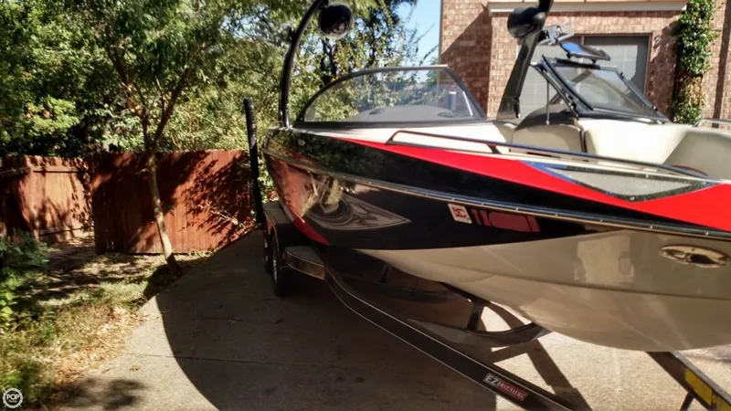 Slide: The Image of Malibu 247 LSV Wakesetter 2006 - 2