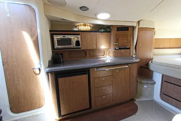 Slide: The Image of Sea Ray 340 Sundancer 2006 - 10