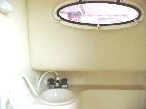 Slide: The Image of Seamaster 288 Walkaround 2000 - 9