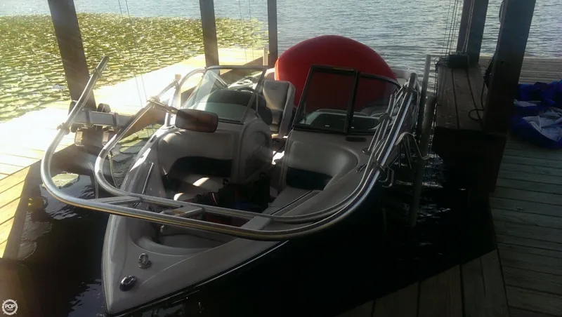 Slide: The Image of Correct Craft Air Nautique SV-211 2006 - 7