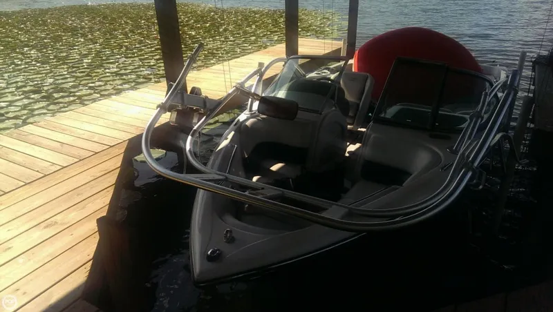 Slide: The Image of Correct Craft Air Nautique SV-211 2006 - 8