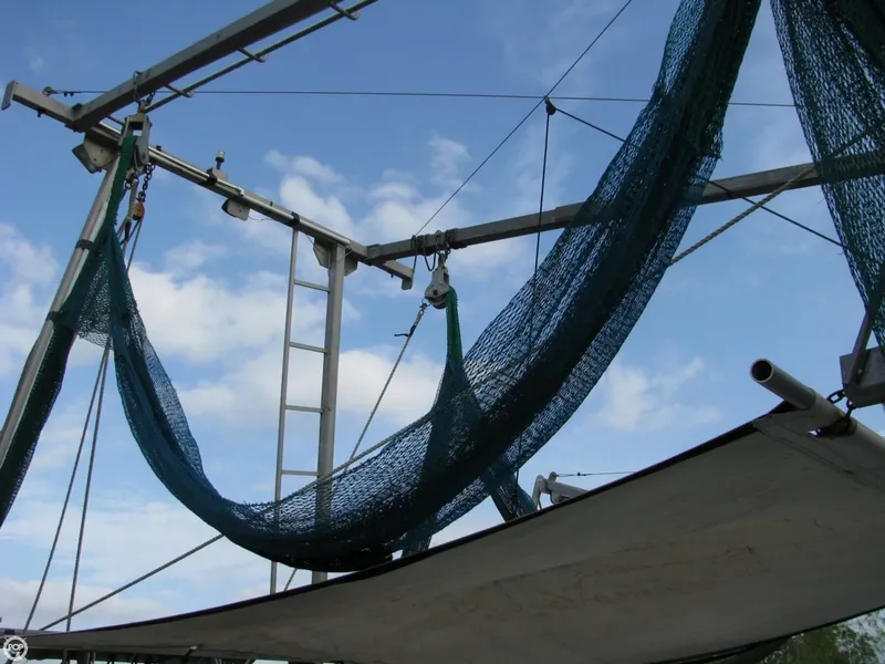 Slide: The Image of Smith Power Boats 34 Fiberglass Shrimper 1984 - 1