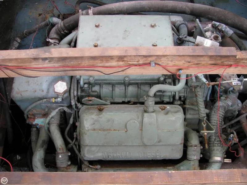 Slide: The Image of Smith Power Boats 34 Fiberglass Shrimper 1984 - 10