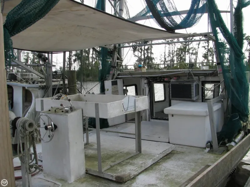 Slide: The Image of Smith Power Boats 34 Fiberglass Shrimper 1984 - 7