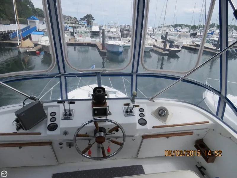 Slide: The Image of Uniflite 36 Sedan Cruiser Flybridge 1973 - 2