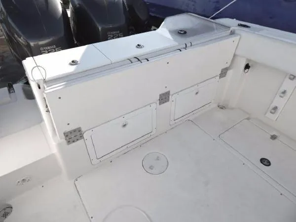 Slide: The Image of Angler Center Console 2004 - 1