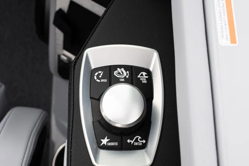 Slide: The Image of Control panel of 2026 MasterCraft XT22 boat with speed and surf settings. - 29