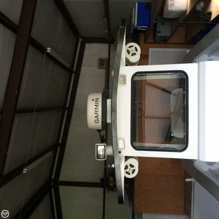 Slide: The Image of Sportfish Offshore 31 Aluminum Center Console 2010 - 5