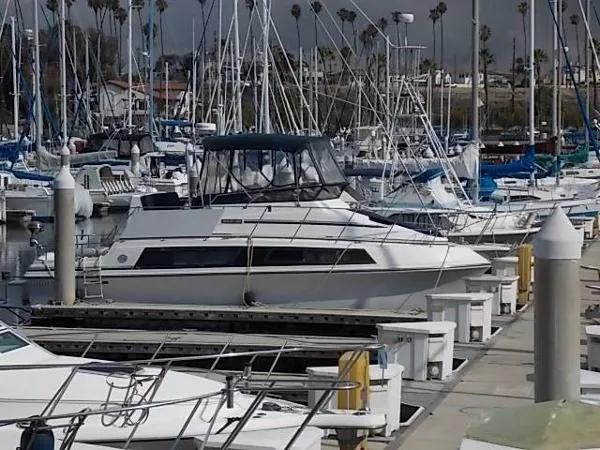 Slide: The Image of Carver Yachts Mariner 1989 - 0