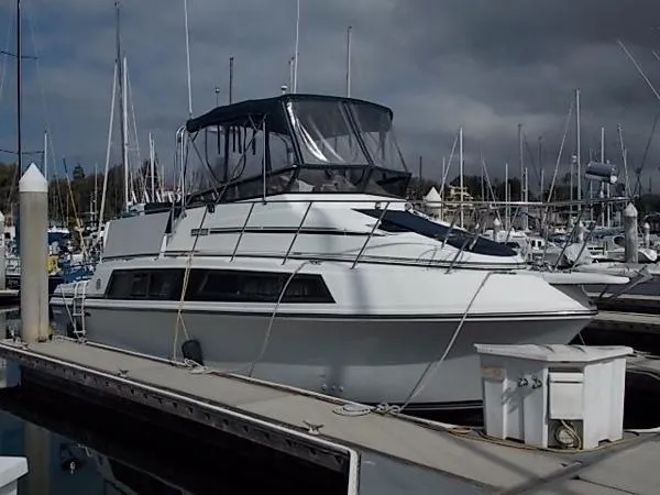 Slide: The Image of Carver Yachts Mariner 1989 - 1