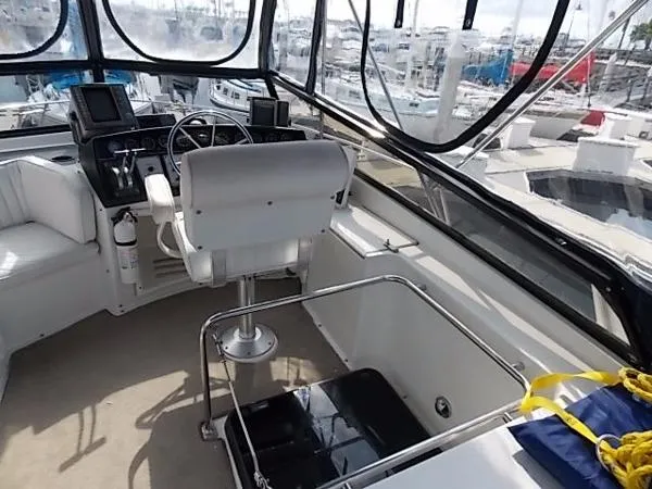 Slide: The Image of Carver Yachts Mariner 1989 - 8