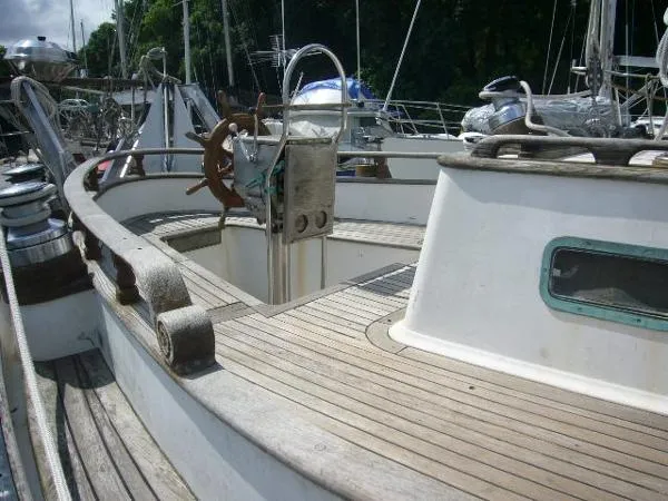 Slide: The Image of Spindrift 43 Pilothouse 1984 - 8