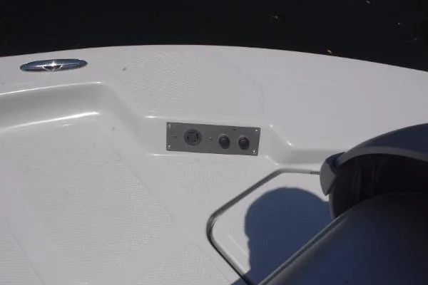 Slide: The Image of Epic 22 Sport Console 2014 - 7