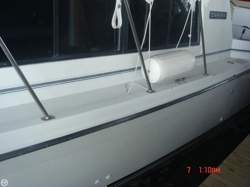 Slide: The Image of Carver Yachts 2897 Mariner 1986 - 8