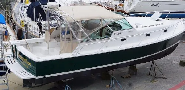 Slide: The Image of Mainship Pilot 34 2001 - 1