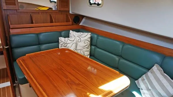 Slide: The Image of Mainship Pilot 34 2001 - 11