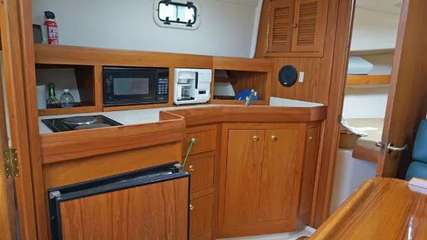 Slide: The Image of Mainship Pilot 34 2001 - 8