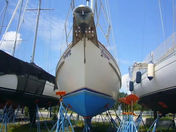 Slide: The Image of Gulfstar 43 Center Cockpit Ketch 1975 - 5