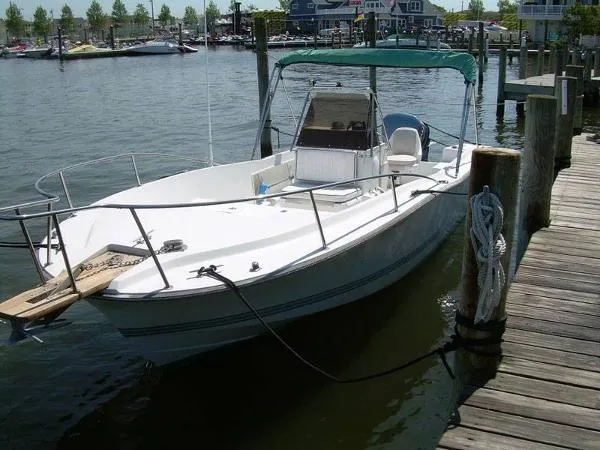 Slide: The Image of Chris-Craft 213 Sea Hawk center console 1988 - 1