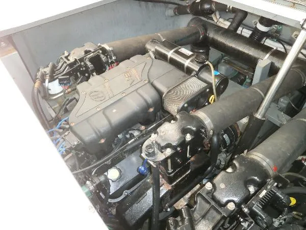 Slide: The Image of Sea Ray SunDancer DA 1999 - 10