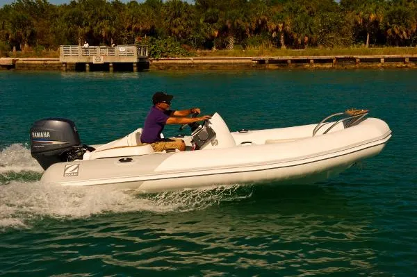 Slide: The Image of Zodiac Yachtline 470DL NEO 90hp In Stock 2015 - 3