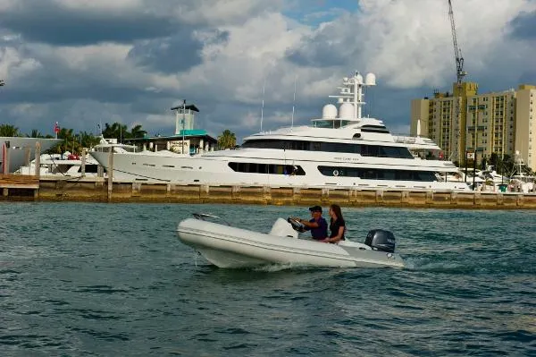 Slide: The Image of Zodiac Yachtline 470DL NEO 90hp In Stock 2015 - 5