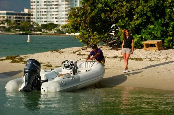 Slide: The Image of Zodiac Yachtline 470DL NEO 90hp In Stock 2015 - 6